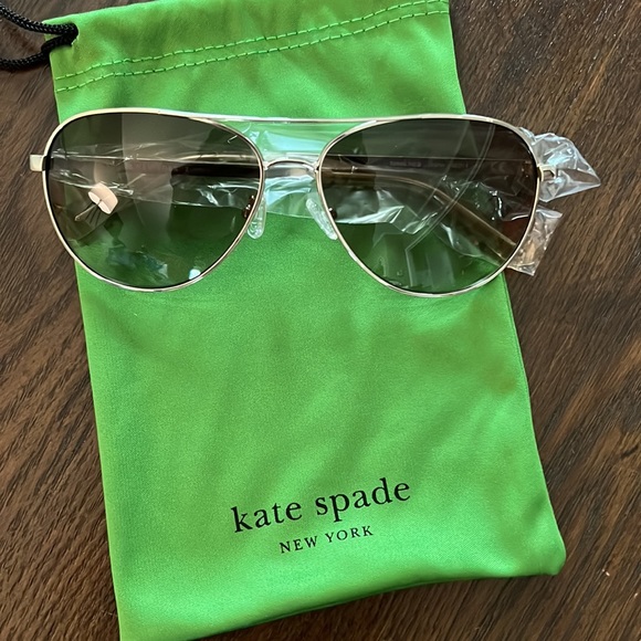 Late Spade Emmaline Sunglasses (aviator style) - Picture 3 of 3